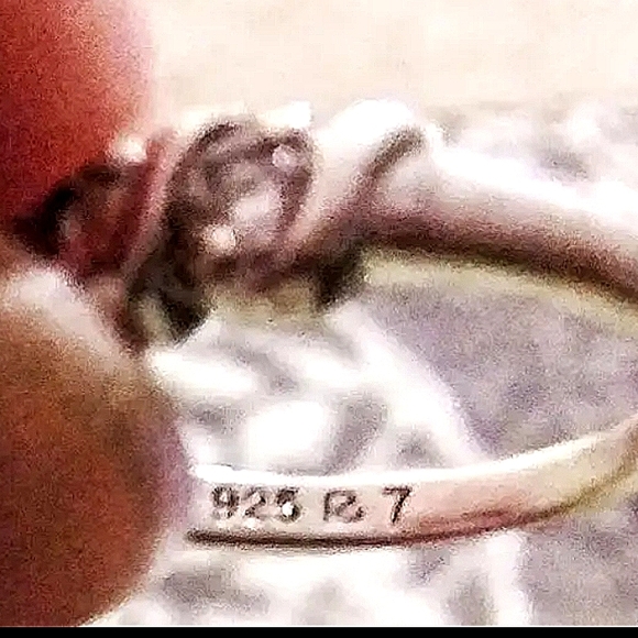 SOLD Sterling Silver Ring With Cubic Zirconia Stones Vintage - Picture 2 of 5